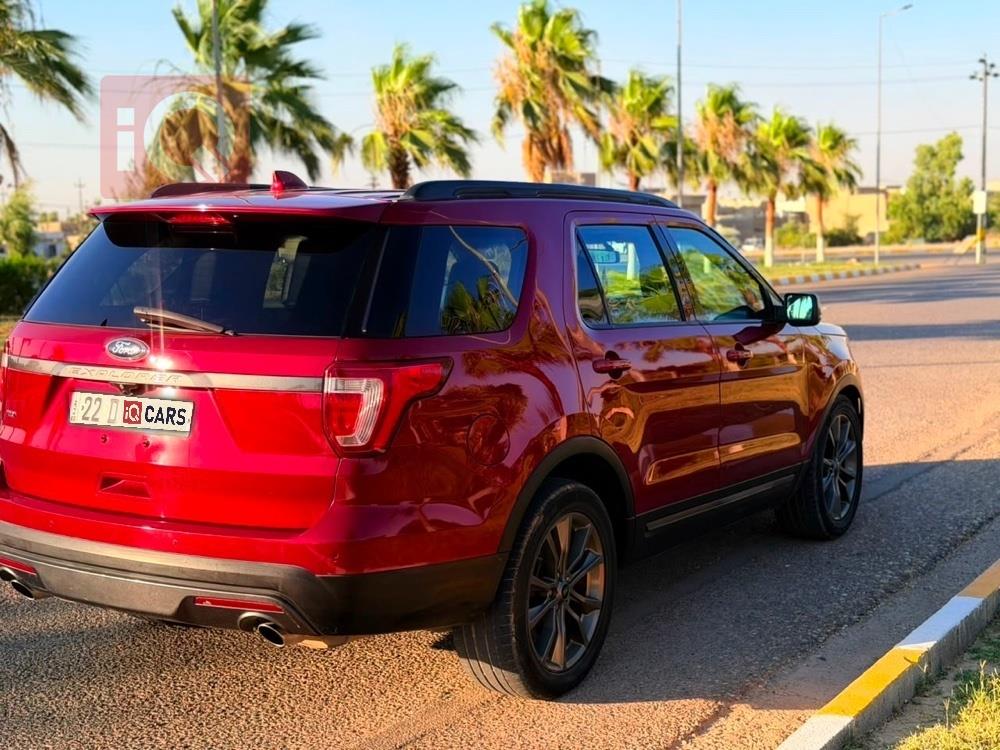 Ford Explorer